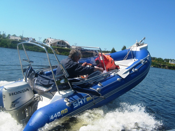 Лодка надувная RIB Skyboat SB 440 RD